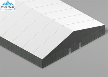 Tenda enorme di 30X100M per la copertura bianca resistente del tetto di mostra di Un-forma all'aperto temporanea del magazzino